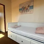 Hébergement de vacances Charmante Maison Rénovée T2 Bis 4 Pers Avec Terrasse à - Fr-1-705-17 La Palmyre
