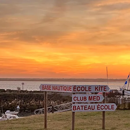 Charmante Maison Rénovée T2 Bis 4 Pers Avec Terrasse à - Fr-1-705-17 Сasa de vacaciones La Palmyre